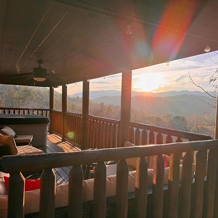 Smoky Paws - Exceptional Cabin, Stunning Mountain Views, Hot Tub, Tranquil, Gigabit Internet, Free L2 Ev Pigeon Forge Ngoại thất bức ảnh